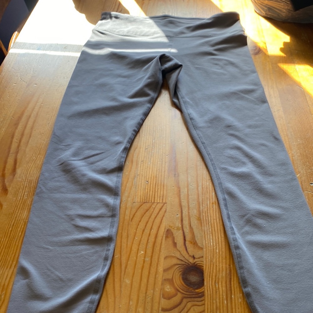 Power hold capris (the inseam is 22 inches)